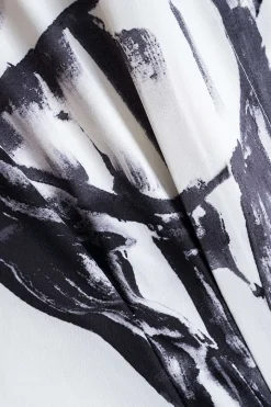 MICAS Long Sleeve Tops|Blouses & Shirts-Abstract Print Print Button Long-Sleeve Shirt WHITE