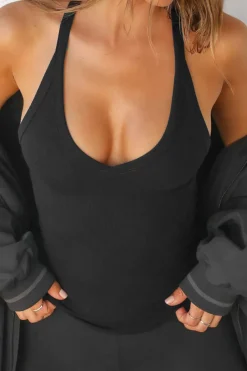 MICAS Tank Tops & Cami-Basic Solid V-neck Tank Top