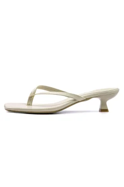 MICAS Shoes|Shoes-Basic Square Toe Thong Heeled Sandals