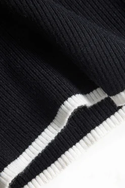 MICAS Knit Tops-Knit V-Neck Long-Sleeve Top BLACK