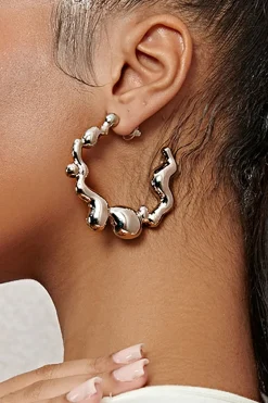 MICAS Earrings|Accessories-Wavy Open Hoop Earrings SILVER